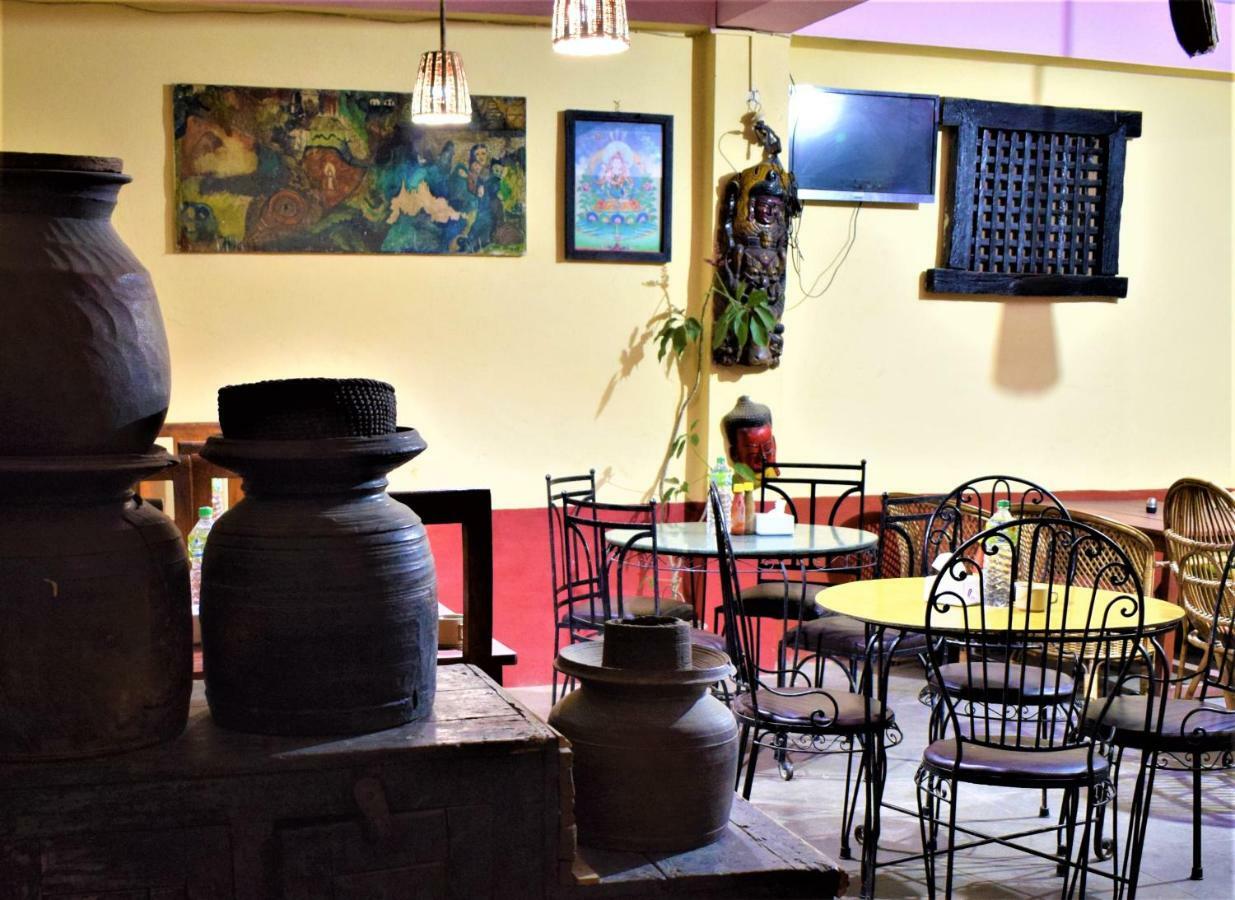 Berg House Cafe And Hotel Nagarkot Zewnętrze zdjęcie