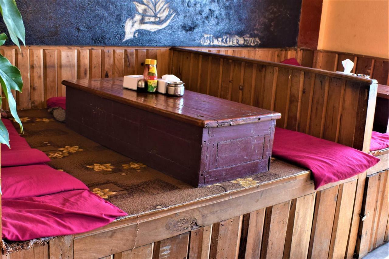 Berg House Cafe And Hotel Nagarkot Zewnętrze zdjęcie
